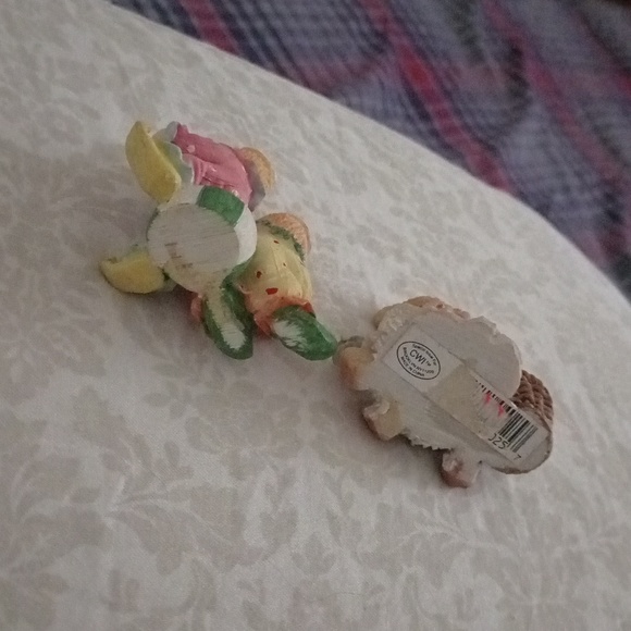 Fugurines - Picture 3 of 5